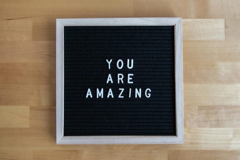 Sign that says You Are Amazing which is a positive affirmation for people going through therapy in Colorado
